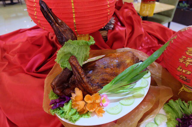 Golden Flower Bandung Menyambut Momen Spesial Imlek bit.ly/2knG7BC #infoBDGkuliner