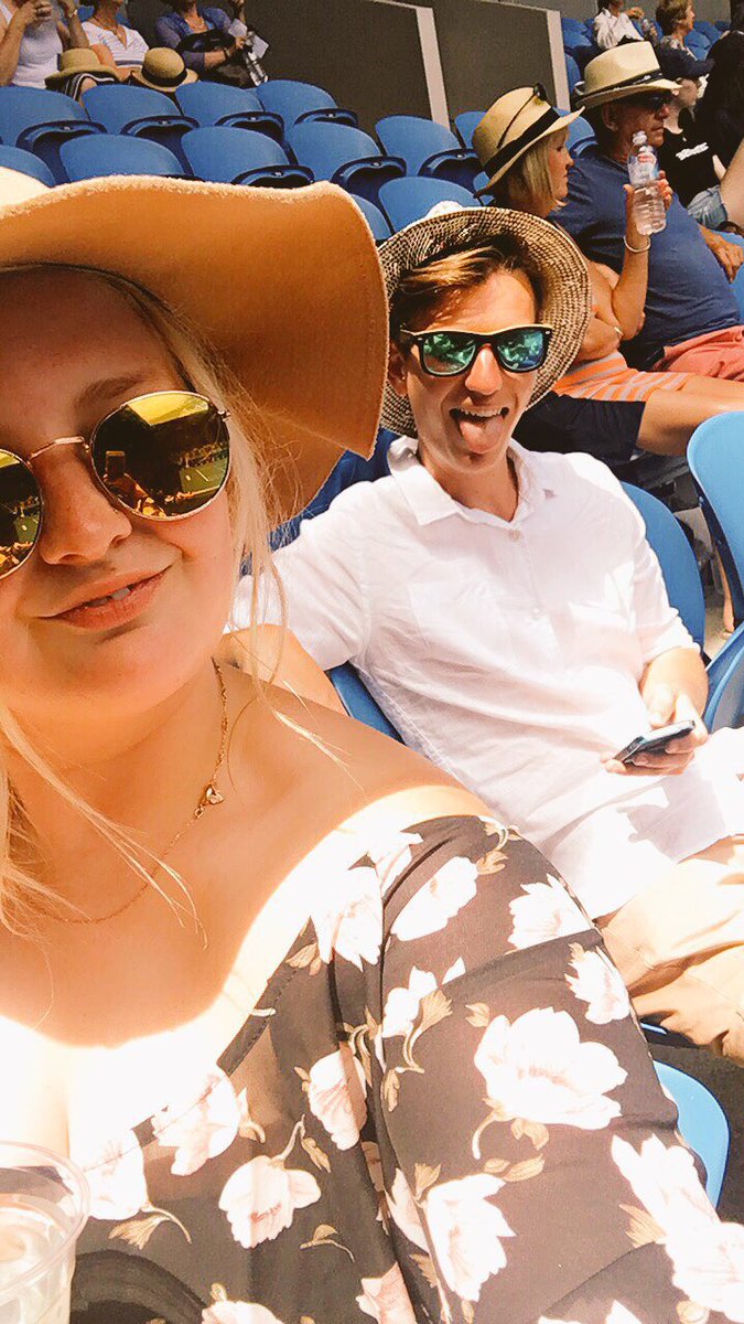 BecZiersch's tweet photo. Casually melting ✌🏼🎾@7tennis #aoselfie   #kiatennis #MCA #emiratesreturn https://t.co/0i7VZD7Fys