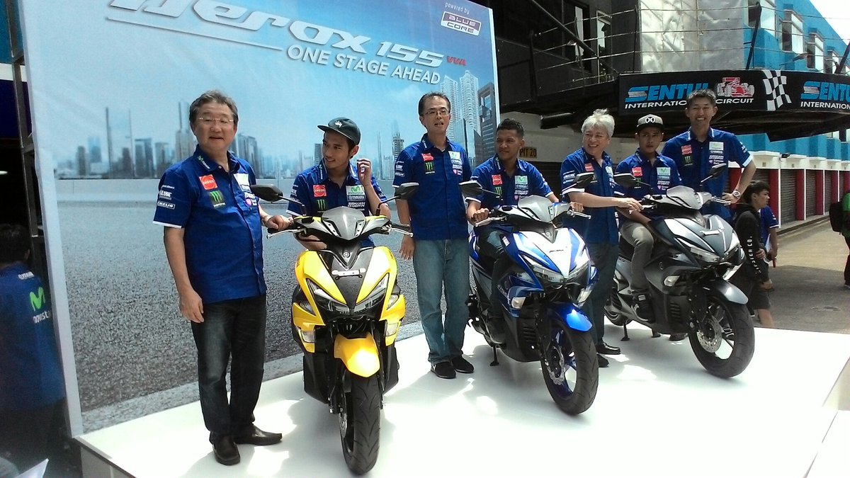 Pembalap2 @YamahaIndonesia saat peluncuran R15 New di sentul 23/01/17