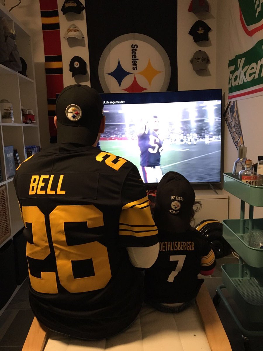 ...ready fürs Steelers-Game🏈 Grüsse aus der Schweiz 🇨🇭 #rannfl