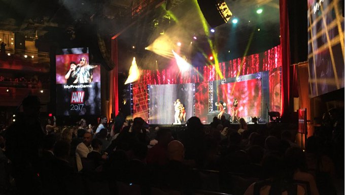 Watch AVN Awards's leaked NSFW photo on TwXstars