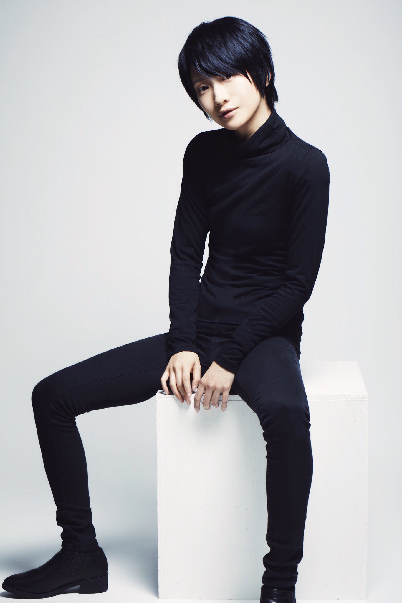 成賀 久瑠王 ナルガクルミ Spec 一十一 神木隆之介 ノンストップつけてたら 神木くん写真集発売って言ってた ちょっと見てみたい T Co Aima9vemkp Twitter