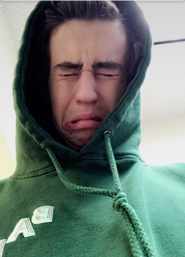 apgclassa's tweet photo. Follow me pleasee @Nashgrier https://t.co/MqB4tJi8Vh