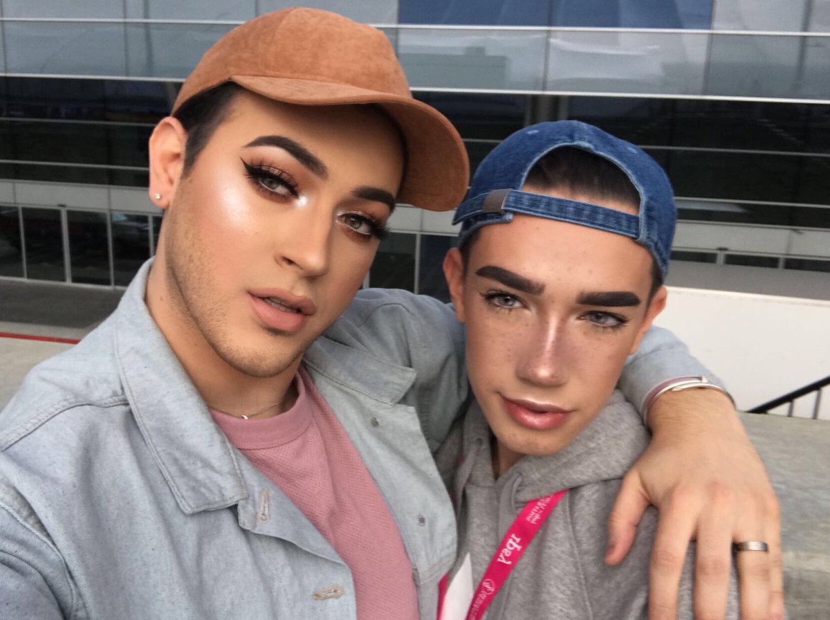 jamescharles's tweet image. Easy, Breezy, Beautiful, AND we're born with it. 😇💕 @MannyMua733