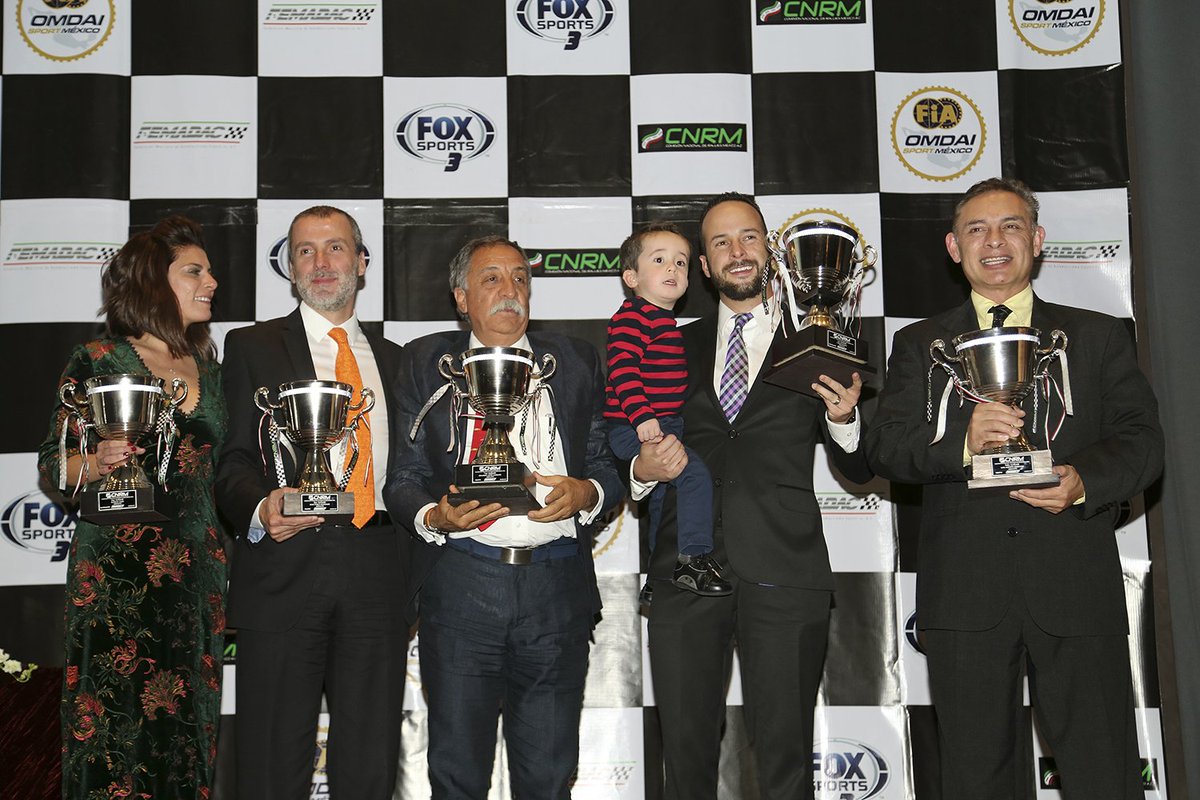 CNRMRally's tweet photo. Nota y galería: Brillaron los #CampeonesCNRM en la Cena de Premiación Anual. (Incluye lista completa)
https://t.co/JhLiKCdEtj https://t.co/8O2tmEFAWH