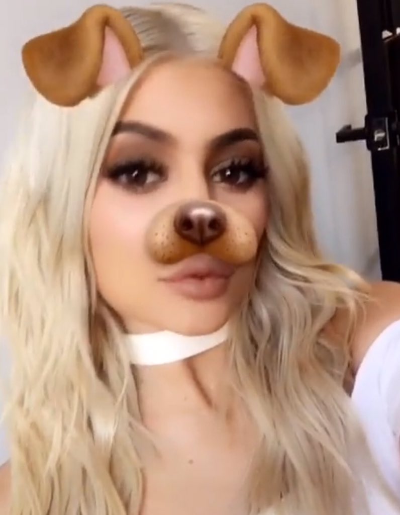 Kylie Jenner (@slncerelykylie) on Twitter photo 