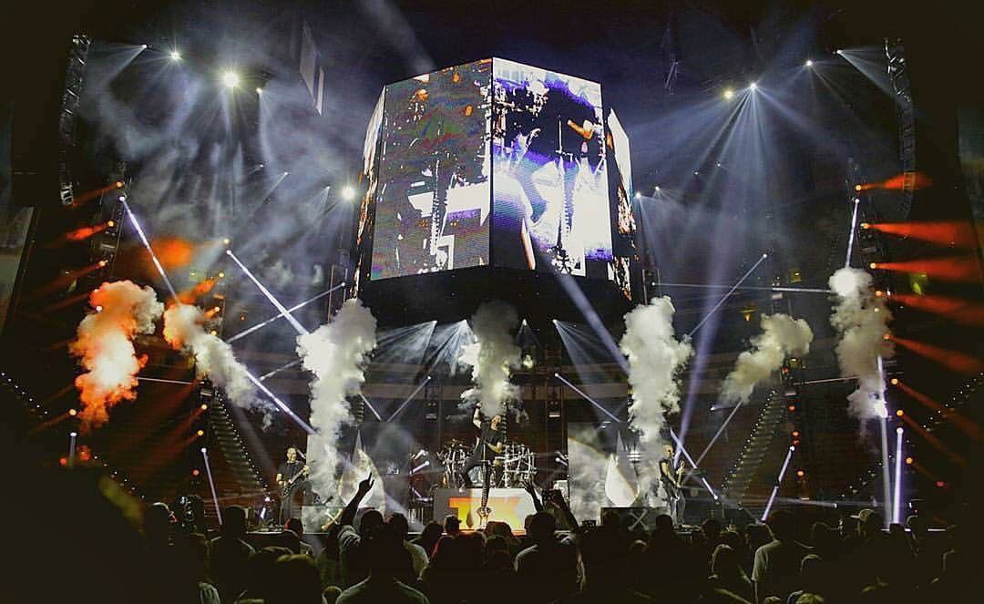 OfficialTFK's tweet image. That's a wrap on another weekend of shows on @winterjamtour! See you guys next week!