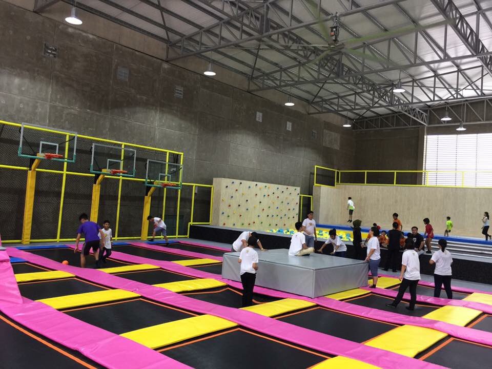 تويتر Peghok Pekat على تويتر Jump Street Indoor Trampoline Park Akhirnya Akan Dibuka Secara Rasmi Pada 25 Januari 2017 Di Mbc Gunung Rapat Perak Perak Maju 2017 Https T Co Yrgj7u1ep5