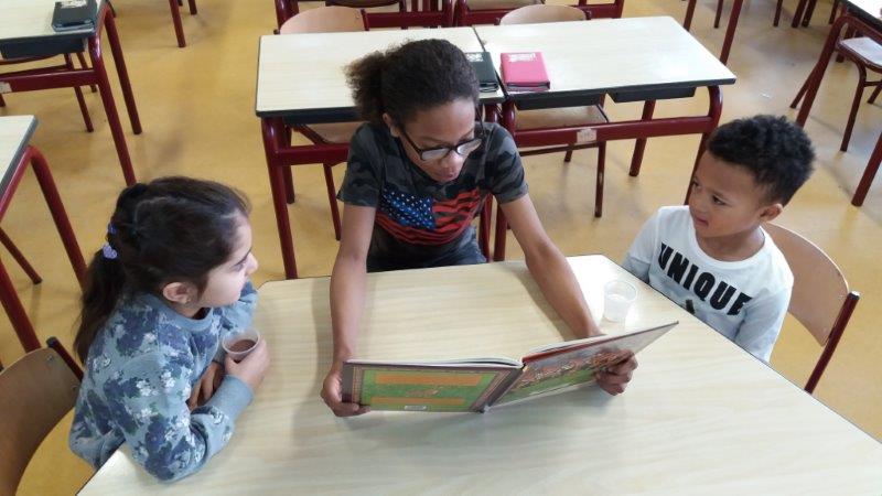 obsDeGouw's tweet image. Nationaal voorleesontbijt 2017, mede mogelijk gemaakt door #AlbertHeijnXLZaandam