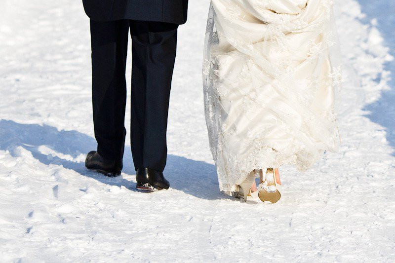 IDoRunners's tweet photo. Reasons to Love Winter Weddings https://t.co/WuqXgKO6Oe https://t.co/pWOpY60dos