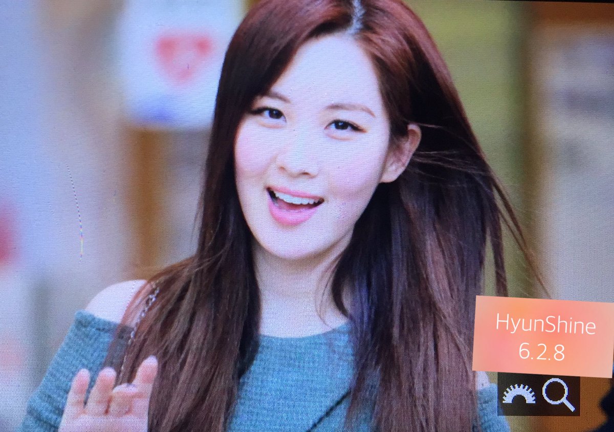 [PIC][23-01-2017]SeoHyun tham dự "KBS CoolFM Park Jiyoon Gayo Plaza Radio" vào trưa nay C21RWEcUcAI3H_P