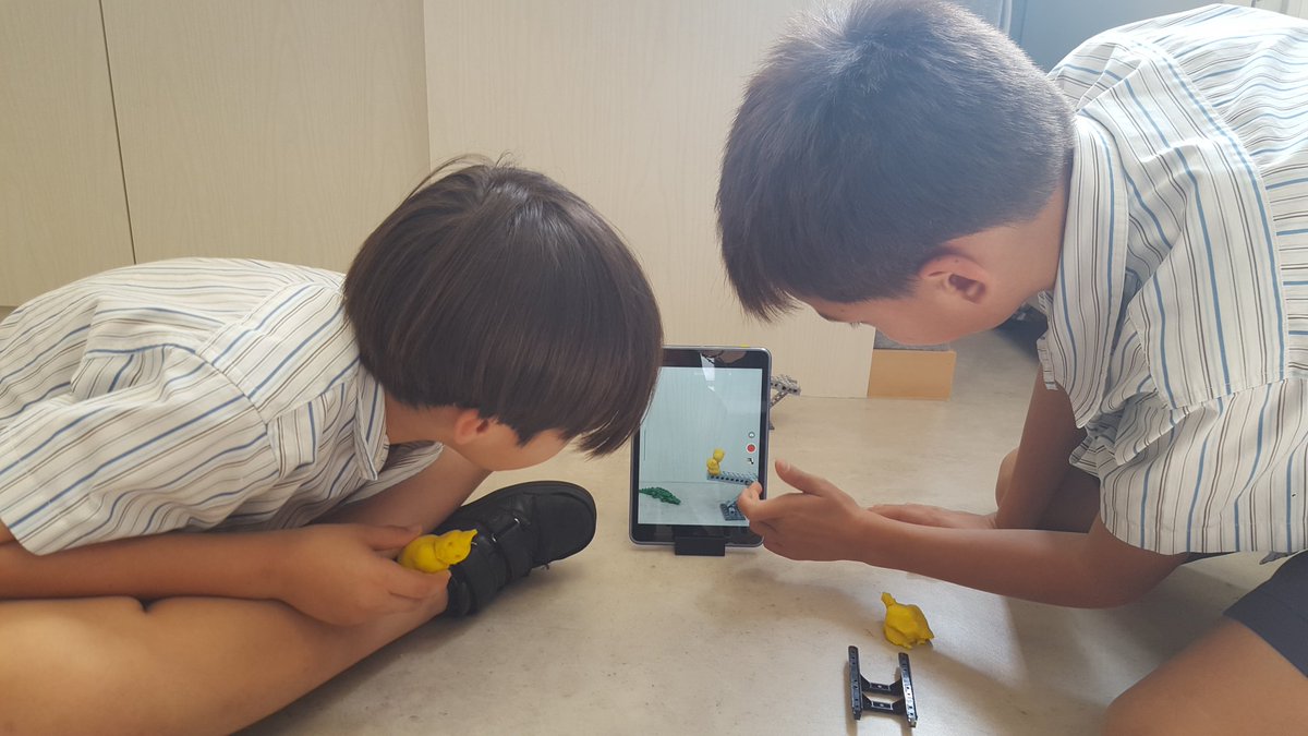 cwbsy6's tweet photo. Learning how to use Stop Motion in our E-learning class. https://t.co/Sm6QapiQSr