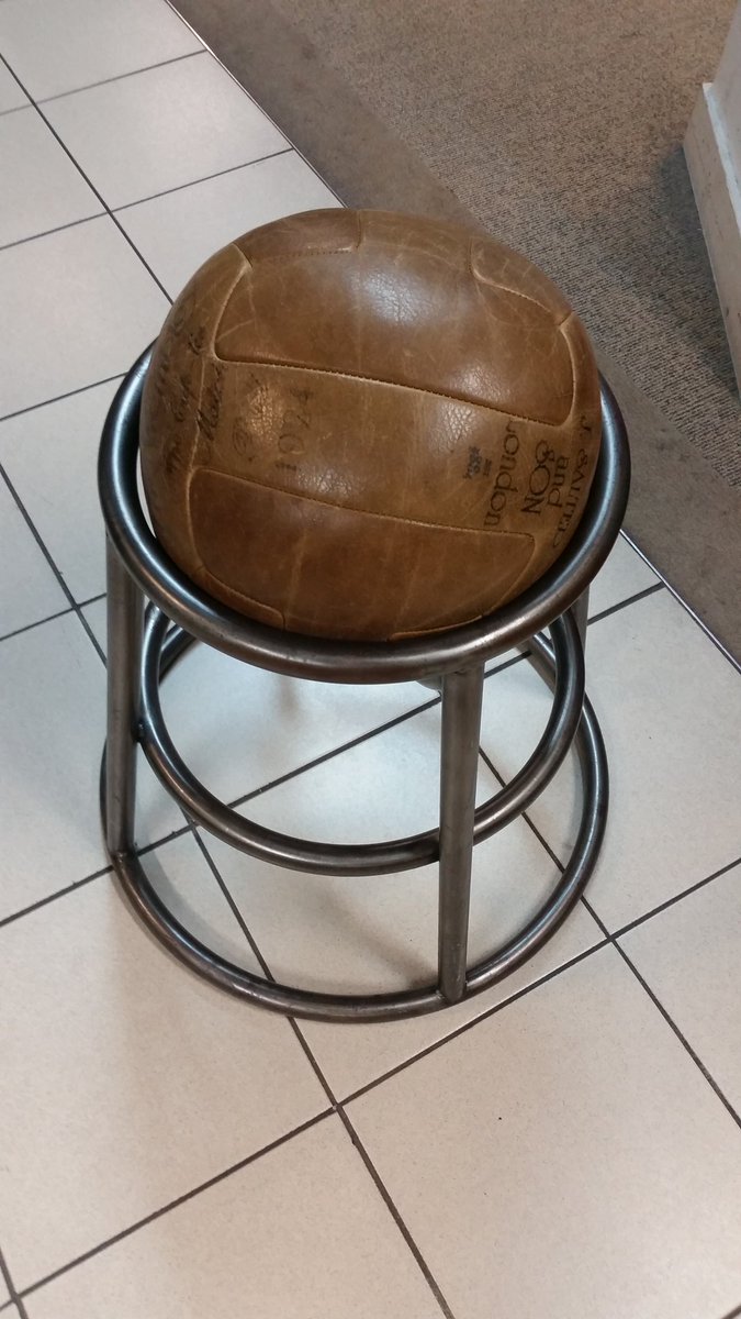 RippedOnRice's tweet photo. The #FirstEverBasketball #RandomDiscovery in a shopping centre. #BasketballHistory #NBA #Basketball #CoolThings https://t.co/pkFVozq9dE