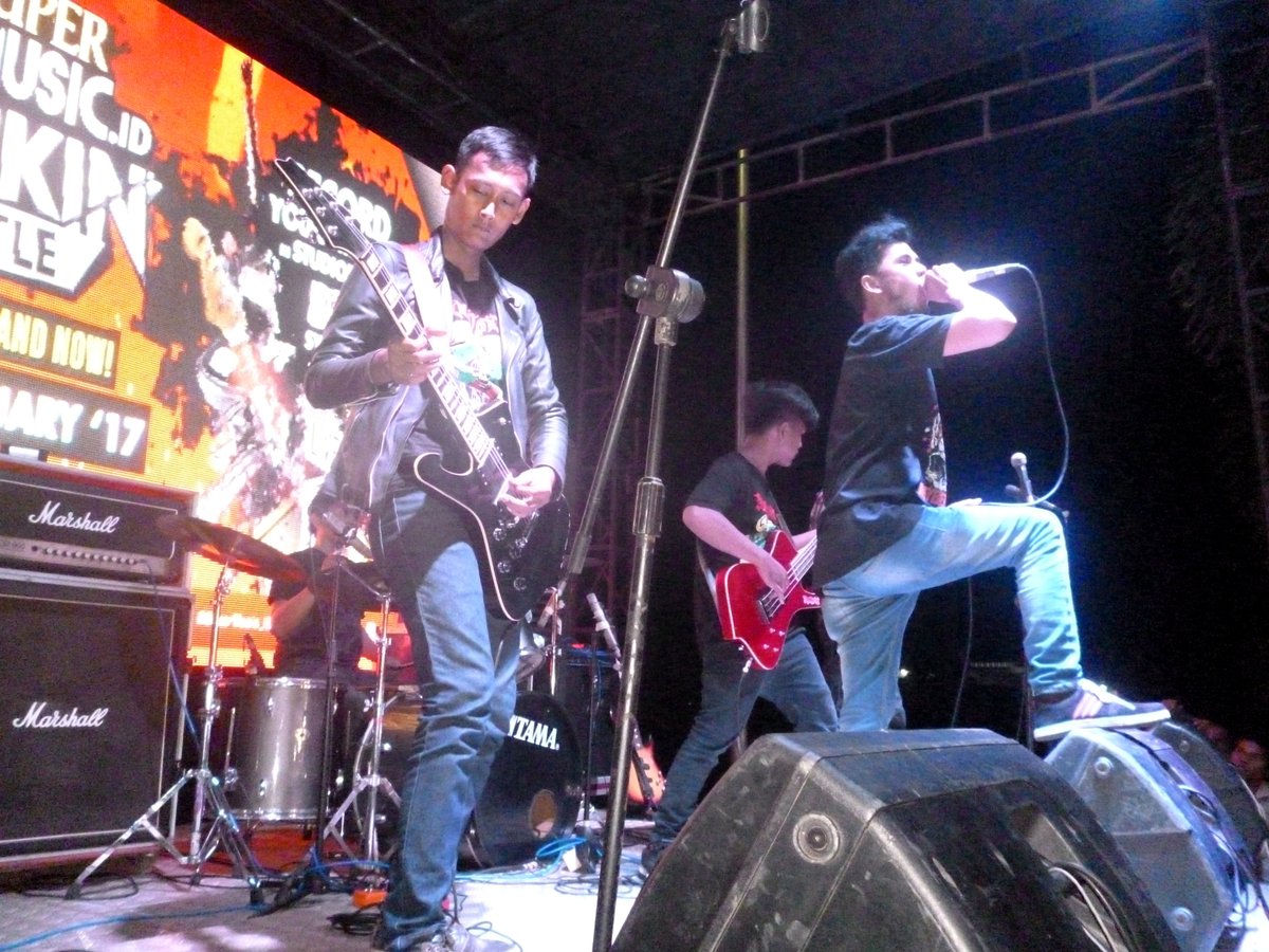 Thanks bgt td mlm Djarum Supermusic id Di event "Road To Rockin Battle" Keren! :D sampai ktmu di event selanjutnya 26 Februari 2017 \m/ \m/