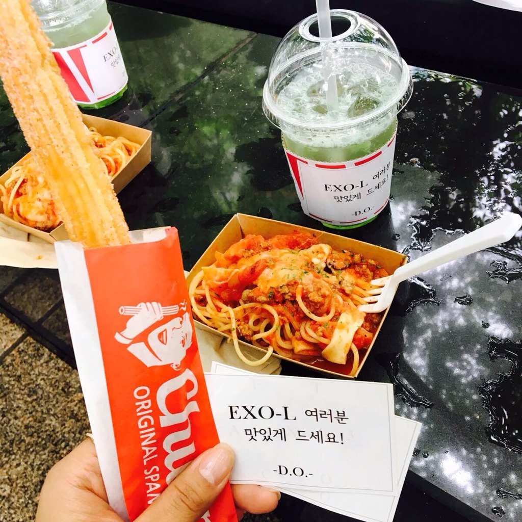 chanyeol & kyungsoo prepared food trucks for fans who attended during their monster nor lucky one promotions