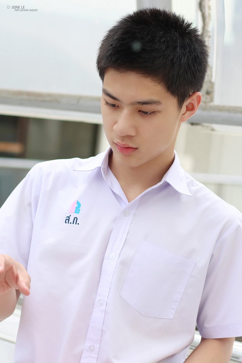 oonele_'s tweet photo. เบื่อที่จะมองเธอ
เพราะมองยังไงก็เจอเเต่คำว่ารัก ♡

#lechun #upperscore 
#เด็กเรียนเกรียนแสบ . https://t.co/aNBZBwGPOi
