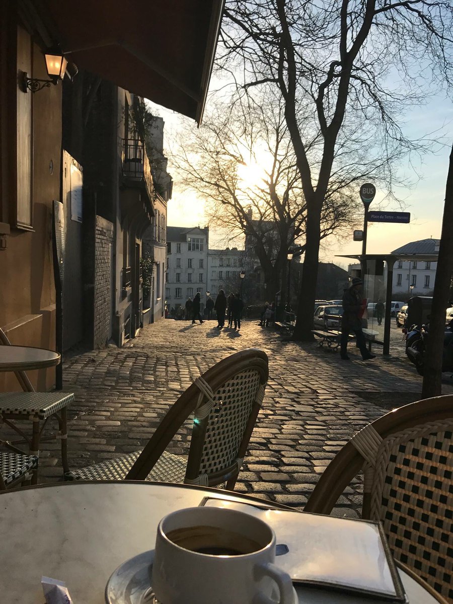 mirecosmetics's tweet photo. Coffee hoping to work in an inspiring place ! #Montmartre # mirê #mirecosmetics #Koreanbeauty #beautéàla perfection https://t.co/OMdLekgvCI