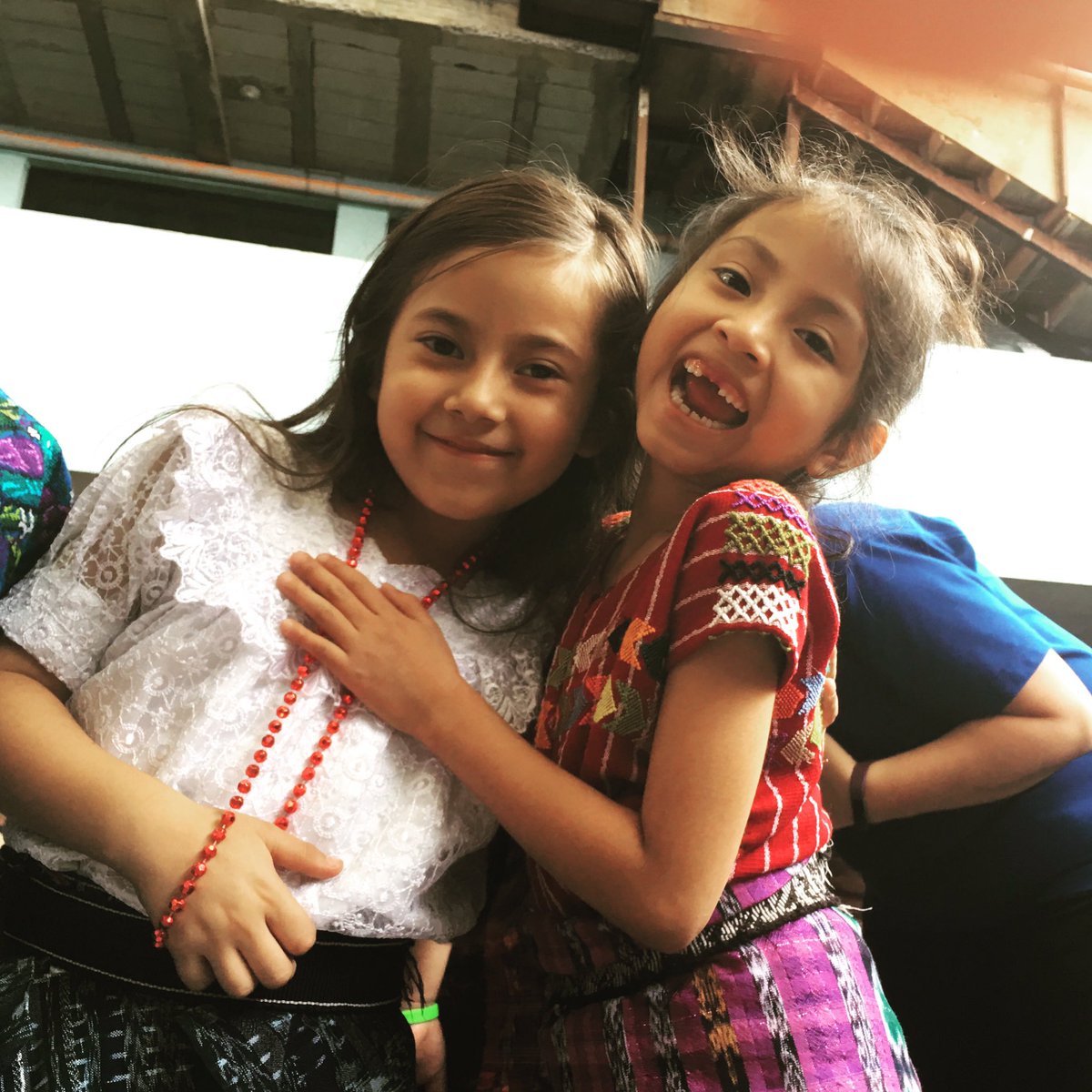 LACC4Hope's tweet photo. Smile everyone, it's Monday! Let's get the week started off with a smile. #mondaymotivation #childhopeonline https://t.co/VSN482XtAH