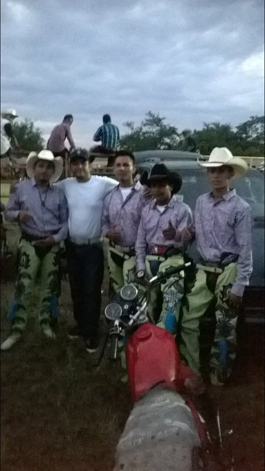 Moises Franquez’s pics and videos