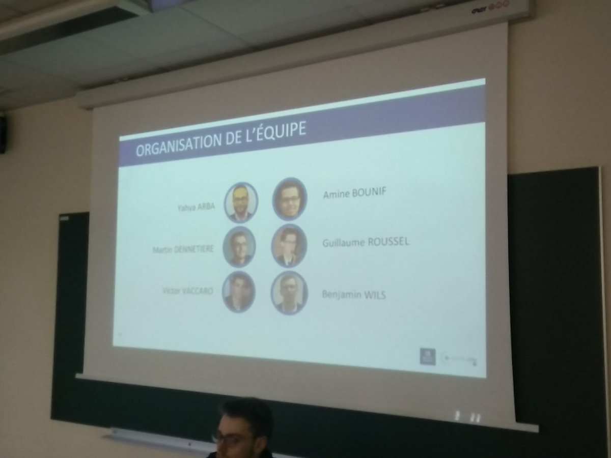 guirou62's tweet photo. Derniers préparatifs avant la soutenance de fin d'étude @IG2i_ecLille #PRP #PRT https://t.co/FDACxer93Y