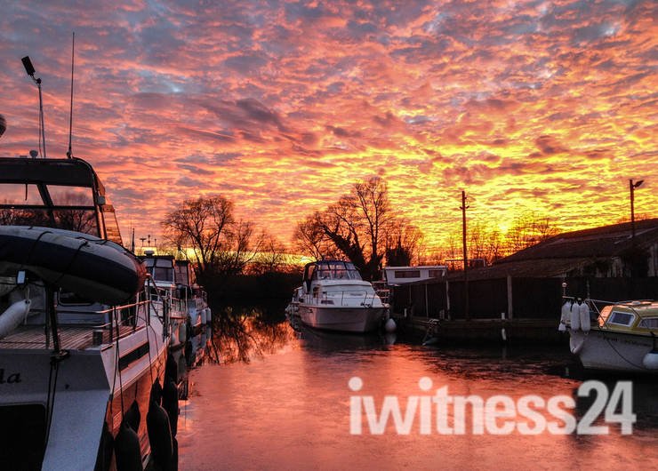 Today's reader photo of the day was taken by David Brooker of Bell's marina and Broom Boats in Brundall! Visit @iwitness24norfk for more.