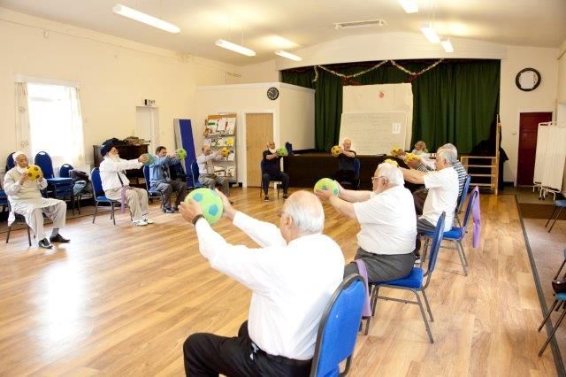 Course_connect's tweet image. Two weeks until the opening of the Festival of Learning nominations. Who's inspired you this year? buff.ly/2k3pj3k #lovetolearn