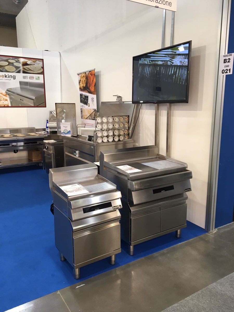 ZernikeInfo's tweet photo. FlashGRILL Piadacooking e GR System al nostro stand #sigep2017 Venite a visitarci al Padiglione B2 Stand 021! https://t.co/zwHm97ovwi