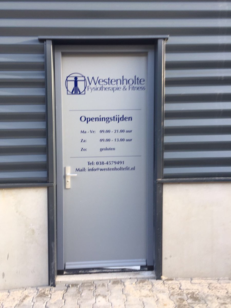B_PRINTBRIGADE's tweet photo. We hebben binnen en buiten reclame uitingen mogen aanbrengen. Op 11 februari vind is de open dag bij Westenholte Fysiotherapie &amp; Fitness. https://t.co/Xq0V5nAxeA