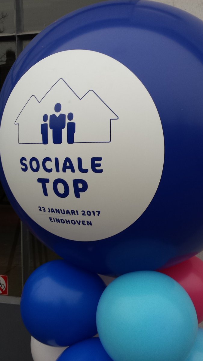 Klaar voor #socialetop.  En benieuwd! ! #eindhoven <a href="/SocialeTop/">Sociale Top</a>