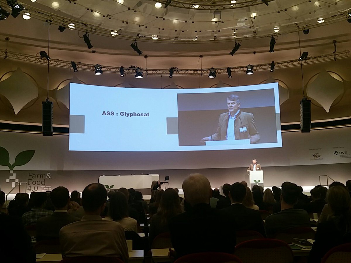 beeindruckender Michael Horsch #farmfood40: Landwirtschaft muss mit der Natur im Einklang bleiben, sonst steigen langfristig die Kosten