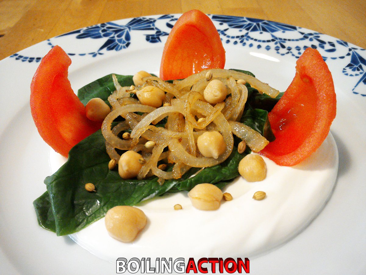 boilingaction's tweet photo. A #new #boilingaction dish😃My #Indian #Appetizer #spinach #yoghurt #chickpeas #onions fryed in #ghee #私のインディアンの前菜 индийская #закуска #인도 #전채 https://t.co/UU4jdiPX88