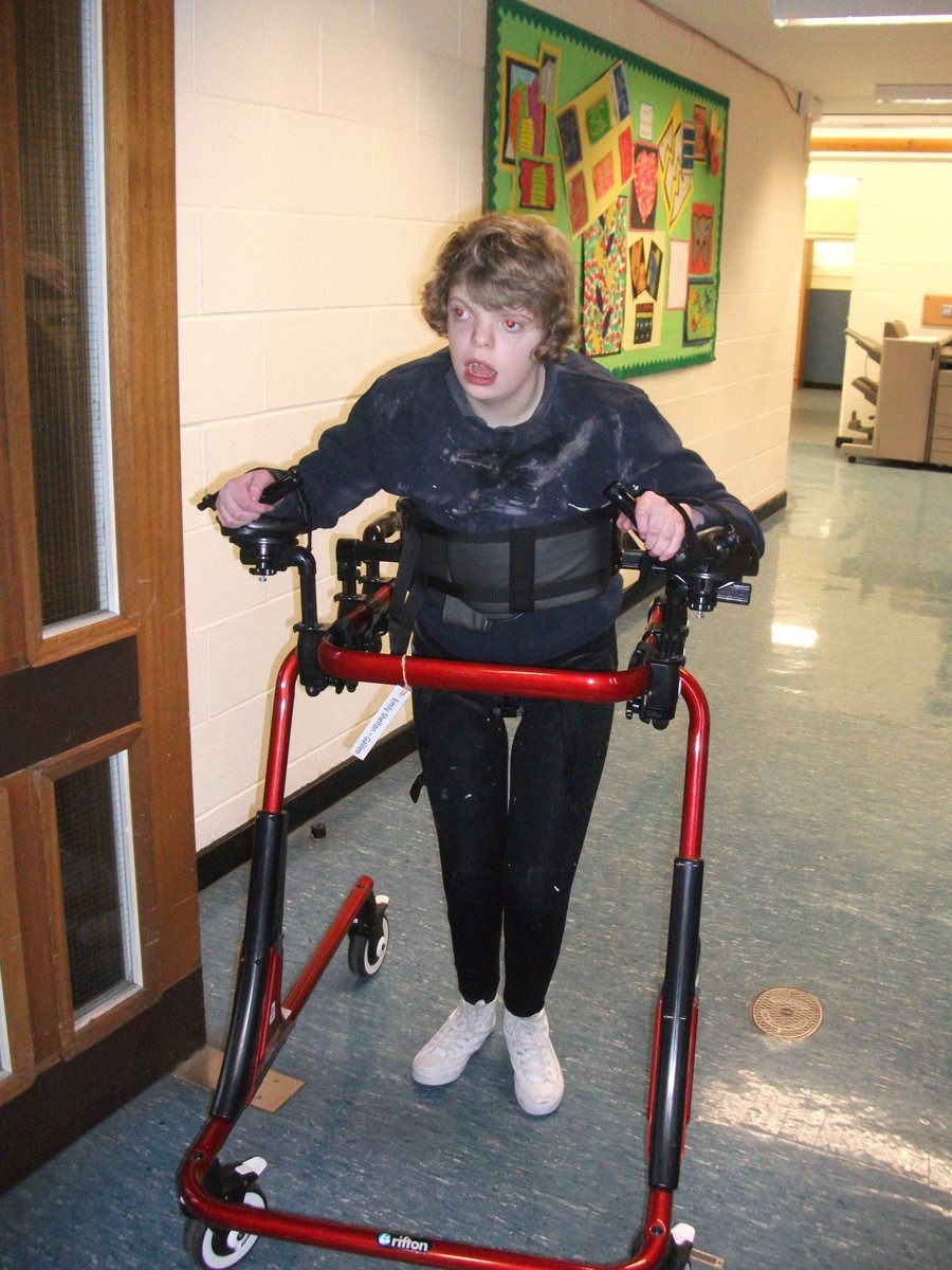 wilsonstfeed's tweet photo. Fantastic walking by our #galileo student after messy play :) #wilsonstuart #wilsonstuartschool #walking #walker #fantastic #hardwork https://t.co/Esxz2nvQ6N