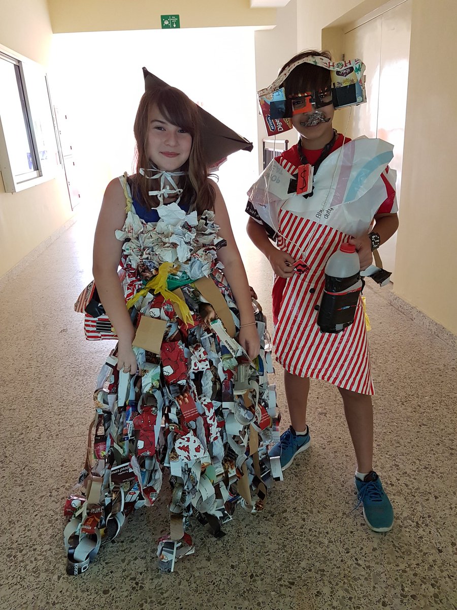 JESSHistoryDept's tweet photo. PSHE Environment Day - so much fun with 7JG! Fashion Trashion @JESS_Secondary @JESSYear7 #JESSPSHE #JESSEnvironment #JESSChallenge https://t.co/Ebc8XVZVFn