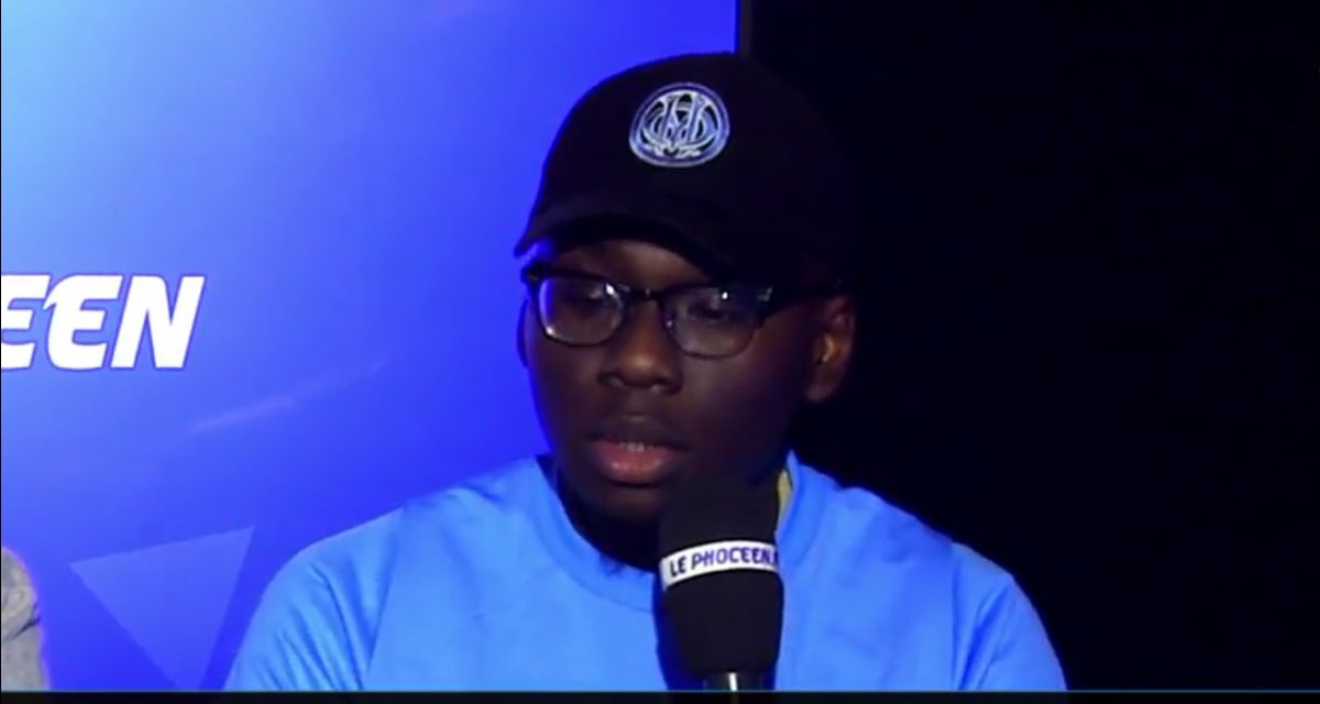 Serguei's tweet image. Quand on me demande toutes les heures en MP si Payet va bientôt signer. Depuis trois semaines. #OM