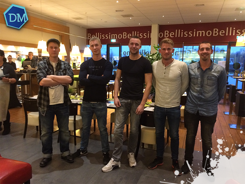 Afgelopen week hebben de eerste 5 Metalent servicemonteurs hun diploma getekend!