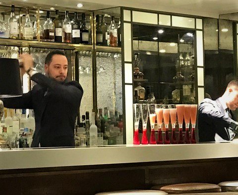 HOLBID's tweet photo. A selection of photos from our St James’s Food &amp; Drink Tour that took place last week https://t.co/Ub6O30MN2j https://t.co/G857Aeuujw