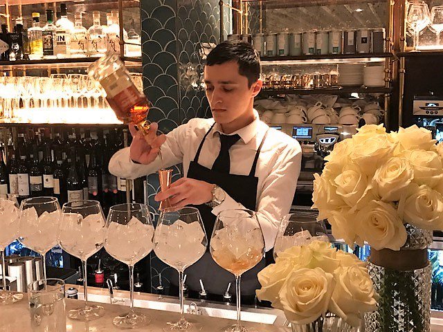 HOLBID's tweet photo. A selection of photos from our St James’s Food &amp; Drink Tour that took place last week https://t.co/Ub6O30MN2j https://t.co/G857Aeuujw