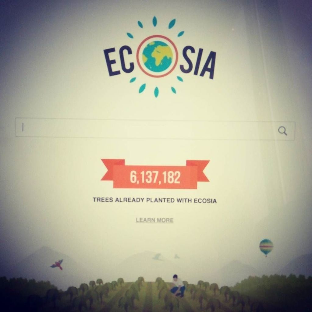 InsomerBCN's tweet photo. Just discovered Ecosia... #greatidea #trees #ecosia #cool #watchoutgoogle https://t.co/fAgsmW2hEH https://t.co/2x6bFNorHo