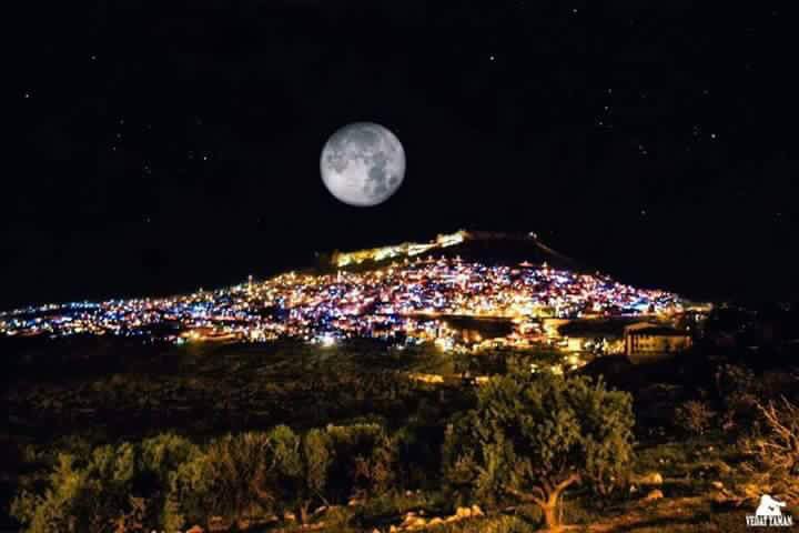 Herkes er ya da geç kendine şu soruyu sormaya mecburdur!!

Benim bu dünyada var olmamın sebebi nedir?