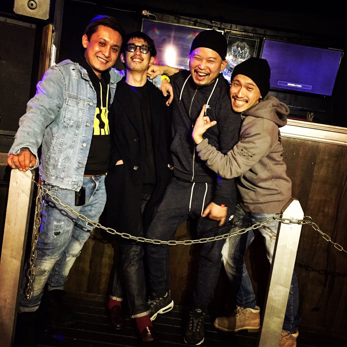 8Djwataru's tweet photo. 先週土曜日はSATURDAY POOL @BLACK SILVERお疲れ様でした🎵🎵
このメンツでカマすパーティーは最高かよと言わんばかりの笑顔😂🙌🙌
楽しかったです👍✨✨
ありがとうございました🌠🌠
#saturdaypool #blacksilver #happy https://t.co/0G7sRTIOeq