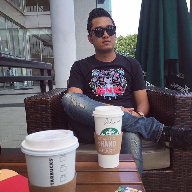 vts_sentinel's tweet photo. @Starbucks take a look at this amazing picture with more than 137 likes. https://t.co/47yfYjwbwa https://t.co/We75YKlgV6 https://t.co/QVIoK31dd4