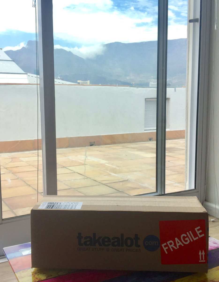 MadonnaWines's tweet photo. My order has arrived!! Thank you @TAKEALOT I'm getting ready to drink that deliciously sophisticated Shiraz 🍸🍸#CapeTownSummer https://t.co/qvgb8HIZ2T