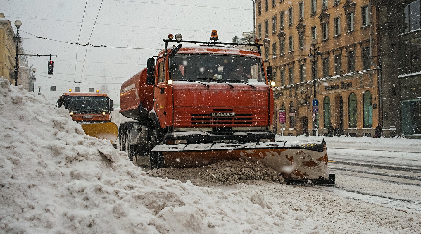Очистка дорог от снега
