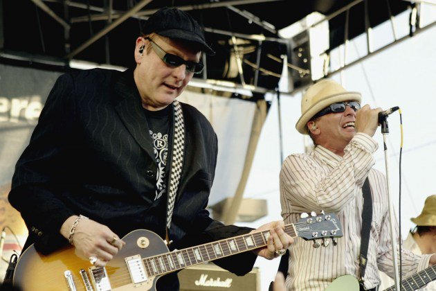 Happy 64th birthday to Robin Zander! 
