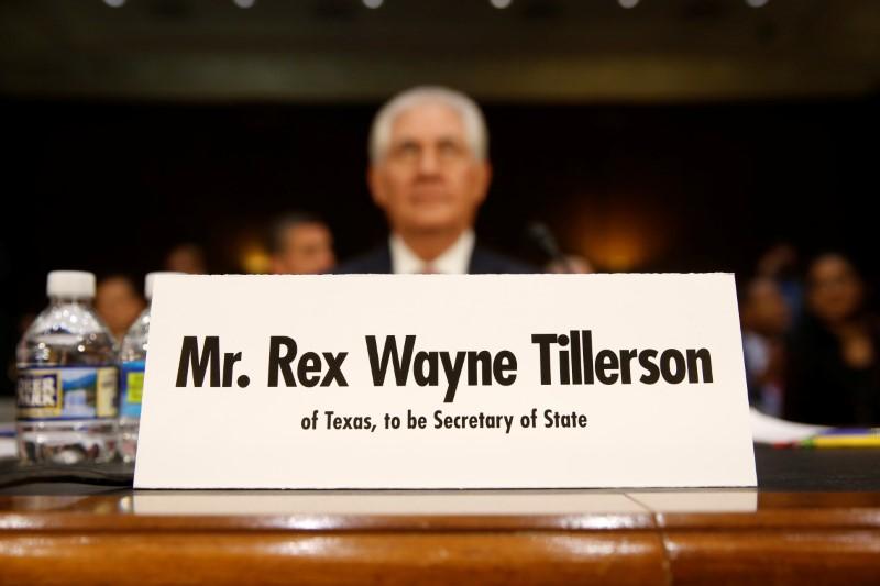 Reuters's tweet photo. Republican Rubio clears way for Tillerson's approval as top U.S. diplomat https://t.co/ILZ9o7GoG4 https://t.co/iJY0Zuiq7m