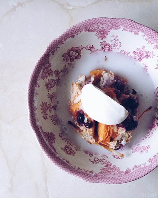 MissSmithCo's tweet photo. on lily+Bloom today https://t.co/WirV751tMp Apricot Blueberry Coconut Baked Oats for @bumpkinbetty #BBbakingClub #ontheblog #healthyeating https://t.co/DzCDYvMfwt