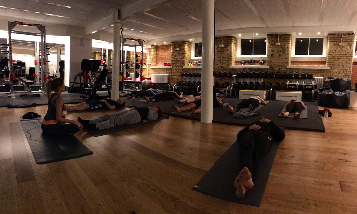 AletheiaYoga's tweet photo. #Yoga @PTWorkspace1 tomorrow 8.15pm 😊 perfect if you are new or relatively new to yoga 
#islington #london #yogalondon #fitness #fitspo https://t.co/MIeTFBHSog