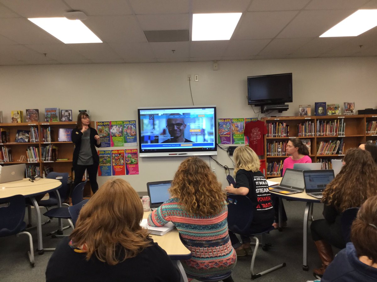 Fun PD! <a href="/codeorg/">Code.org</a> #HNSAtheextradegree <a href="/GastonSchools/">GastonCountySchools</a> gcsk12