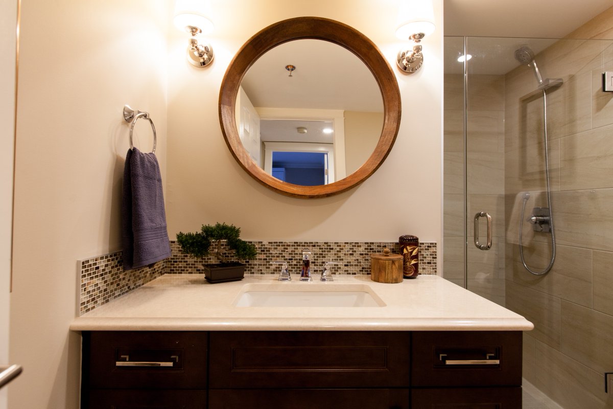 Everyone loves a good Before and After!  Check out this guest bath we designed and had built by @JoelFriesenHomes.