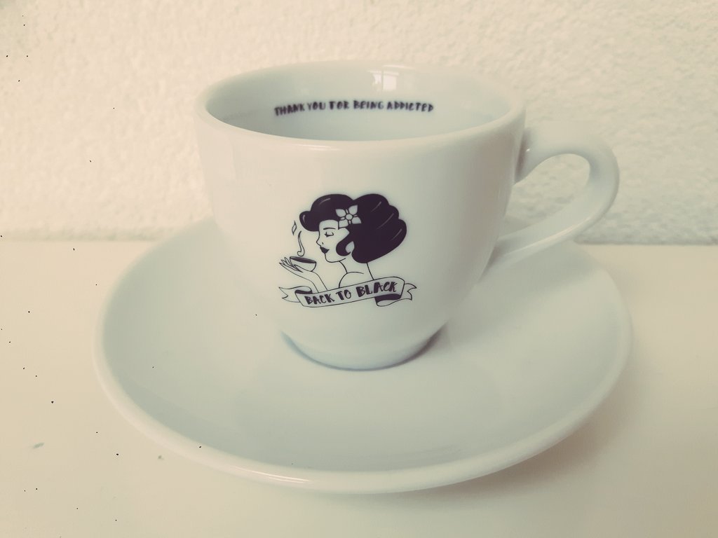 Espresso_cups_'s tweet photo. Collection cup no. ☆700☆
(not that announced "special" #700 I had in mind but still 👌)
#thankyouforbeingaddicted
Total brands counter: 496 https://t.co/FtLhfo0ATG